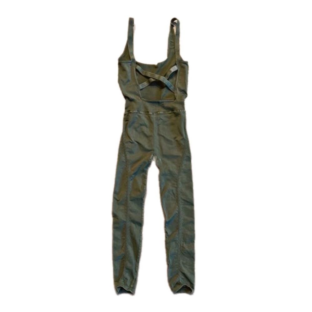 ⚠️SOLD-OUT✅9/4/23⚠️Free People Movement Good Karma Onesie - Picture 8 of 12